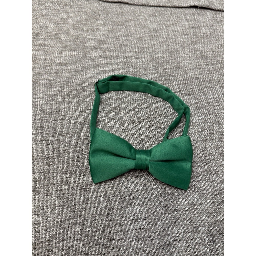 Green Mens Bow Tie Christmas Mardi Gras St. Patrick's Day